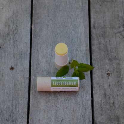 Lippenbalsam Melisse im Graskarton