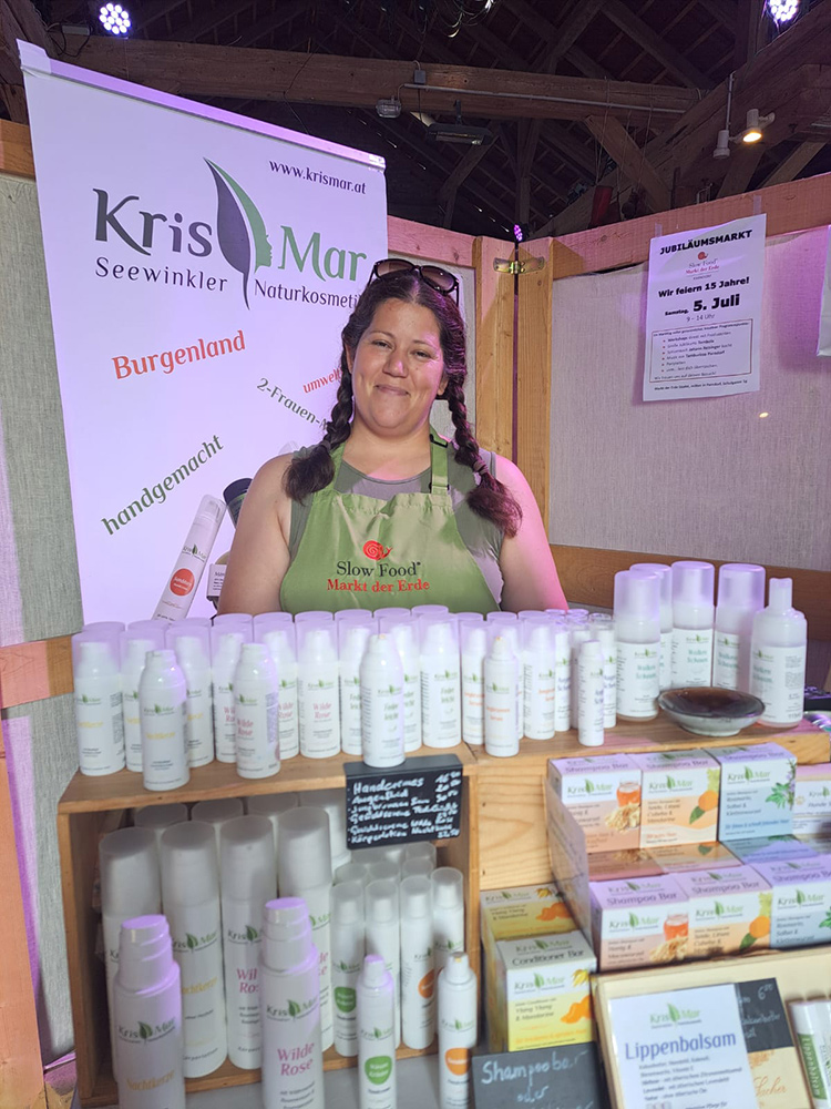 Martina Unger von KrisMar am Markt der Erde